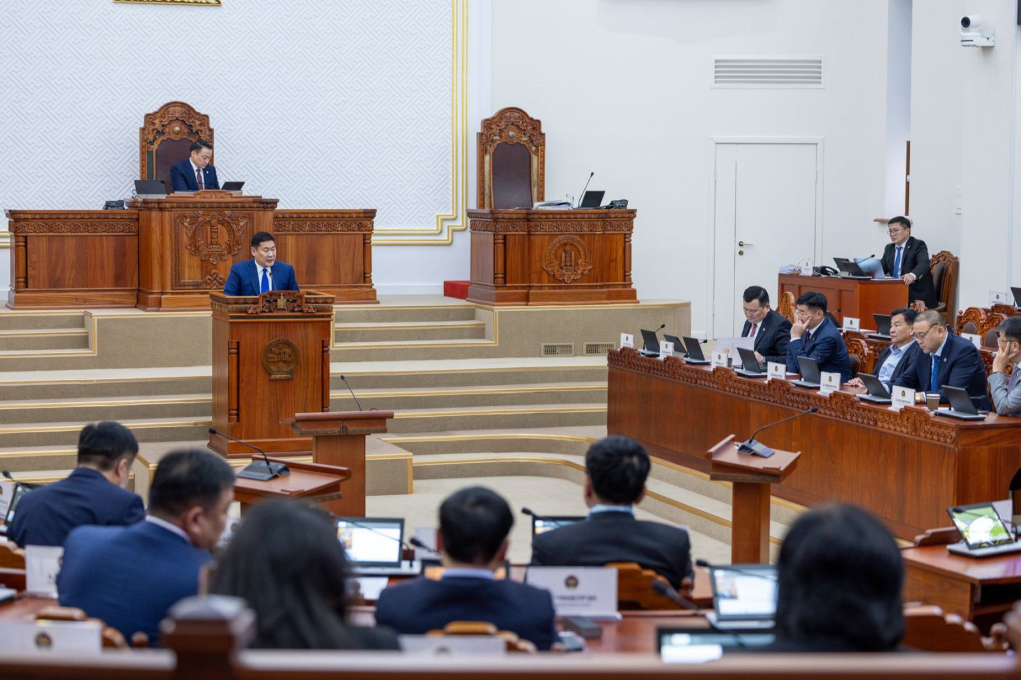 Ерөнхий сайд Л.Оюун-Эрдэнэ: Цар тахал, дайн, тариф зэрэг олон улсын ээдрээтэй үед ард түмнийхээ төлөө үйлчилсэн нь нэр төрийн хэрэг байлаа
